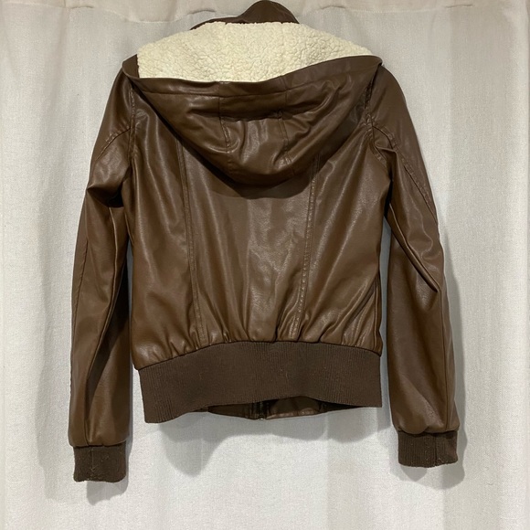 Jacket Medium - Picture 7 of 9